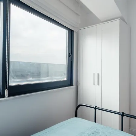 Chic Flat W Terrace Jacuzzi 15 Min To Blue Mosque 아파트 이스탄불