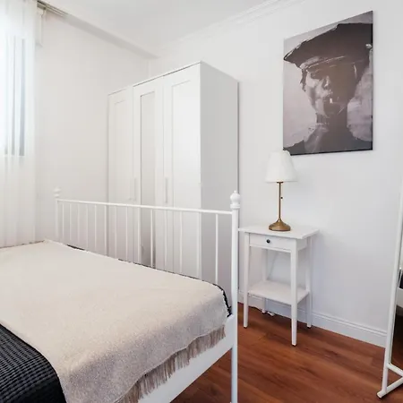아파트 Chic Flat W Terrace Jacuzzi 15 Min To Blue Mosque 이스탄불
