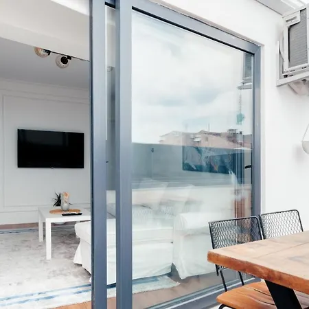 Chic Flat W Terrace Jacuzzi 15 Min To Blue Mosque *